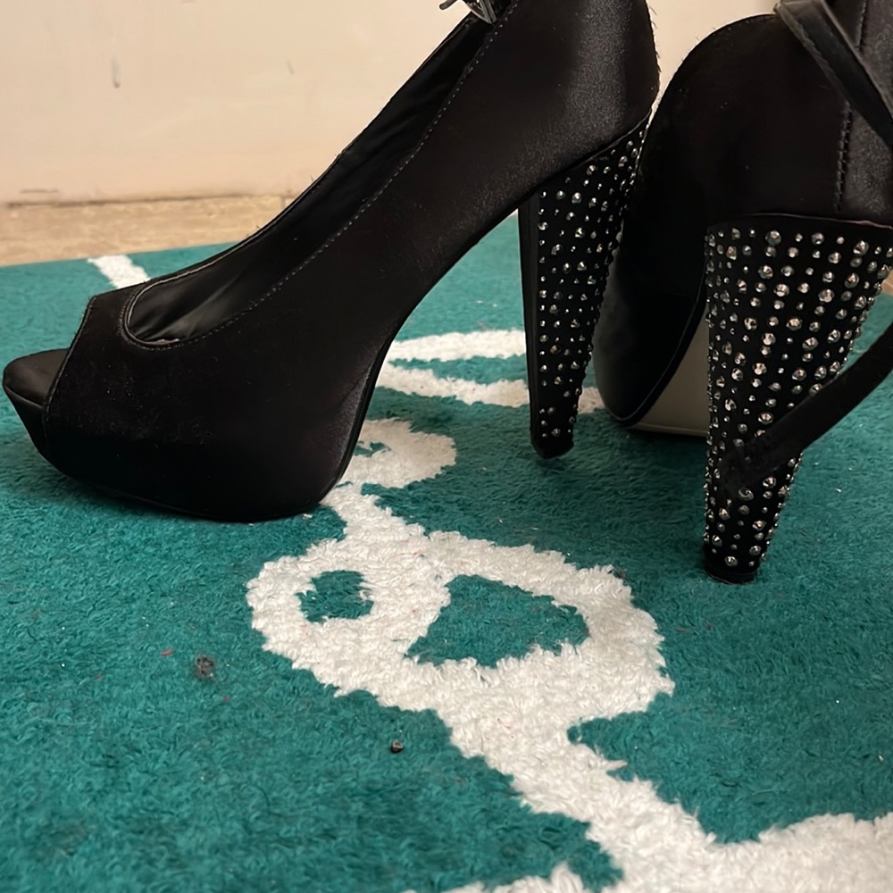 Steve Madden high heels 👠 VERY SEXY 👙👠💋